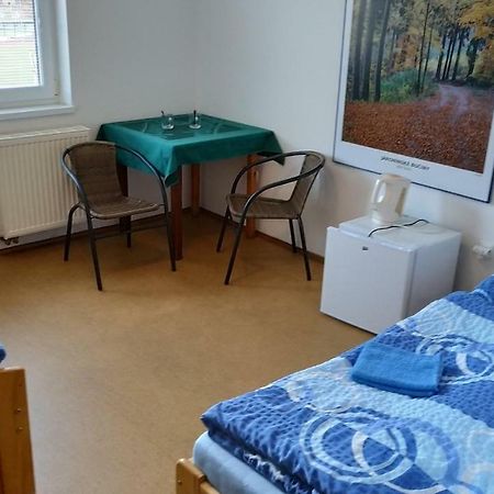 Český Krumlov 乌比托瓦尼里斯提旅馆酒店 外观 照片