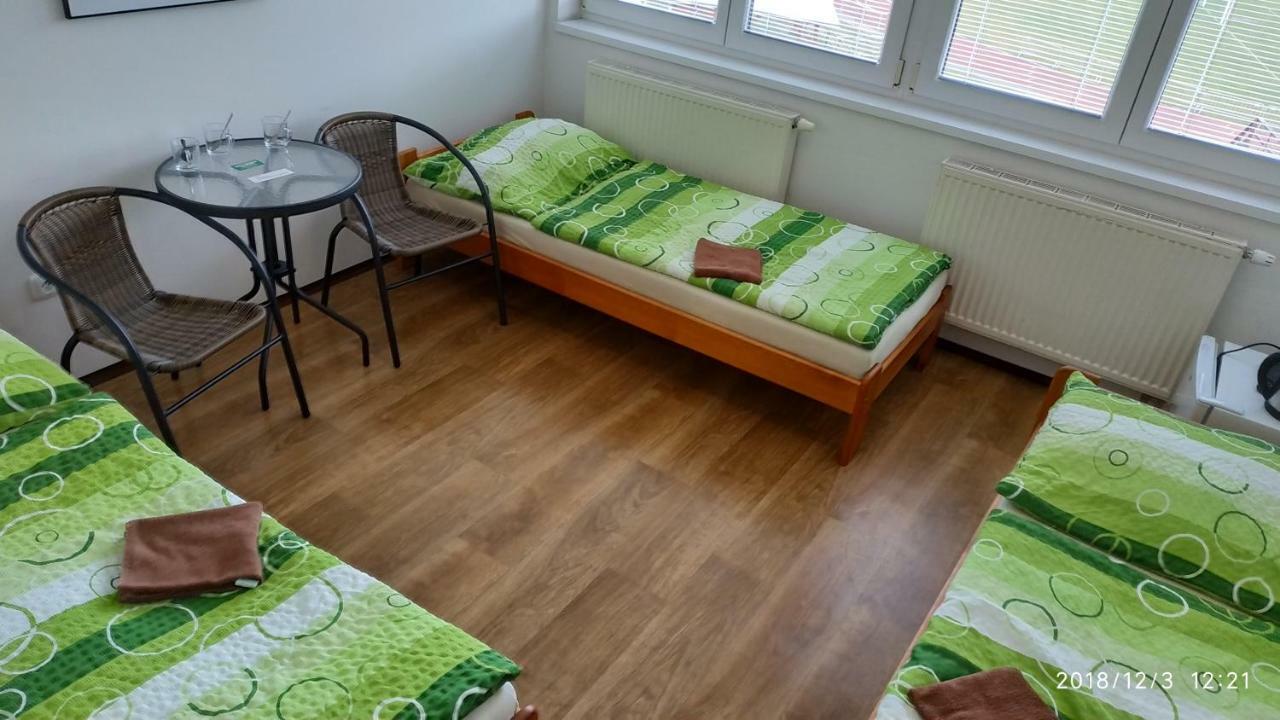 Český Krumlov 乌比托瓦尼里斯提旅馆酒店 外观 照片